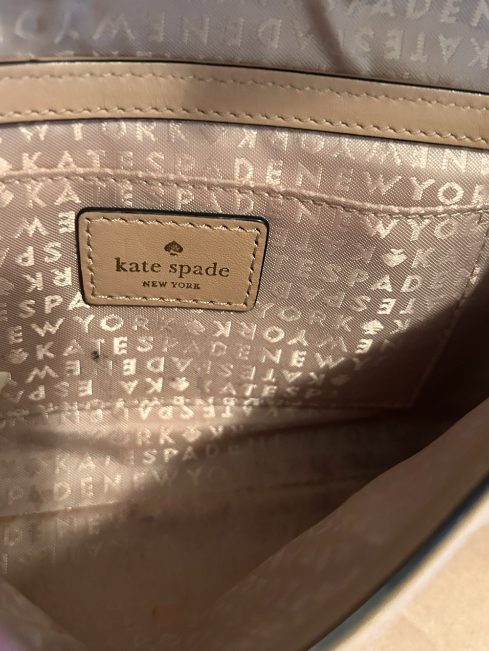 Kate Spade - Quiet Luxury - Retro - Small Crossbody Bag - Black & Nude - Picture 9 of 9